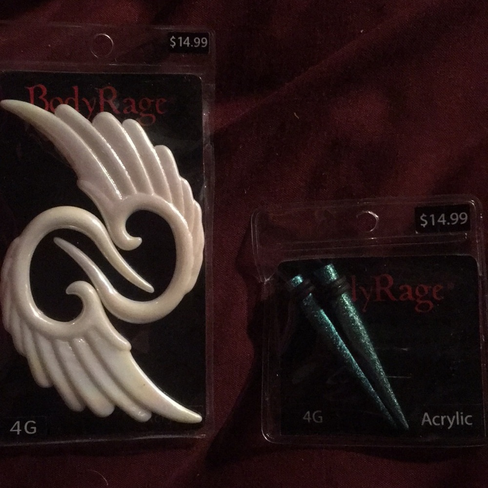 4g new !!! Ear plugs